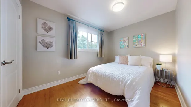 Additional image 25 of 255 Port Royal Tr