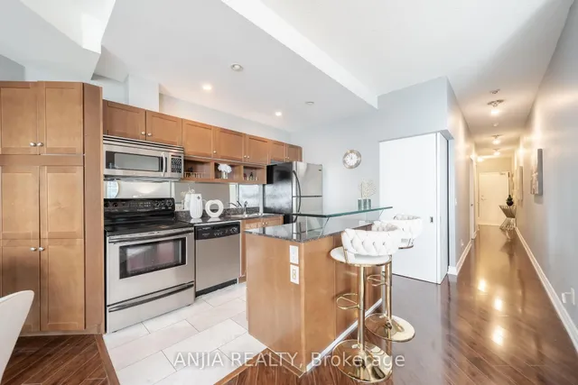 Additional image 16 of 8 York St Unit 3411