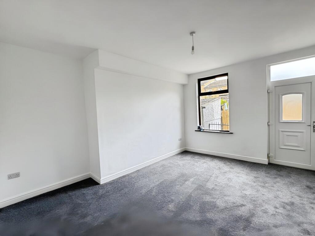 Additional image 6 of Sykes Street, Cleckheaton, BD19