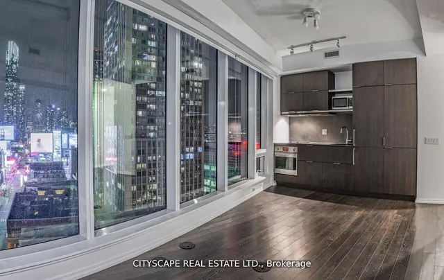 Additional image 10 of 197 Yonge St Unit 1512