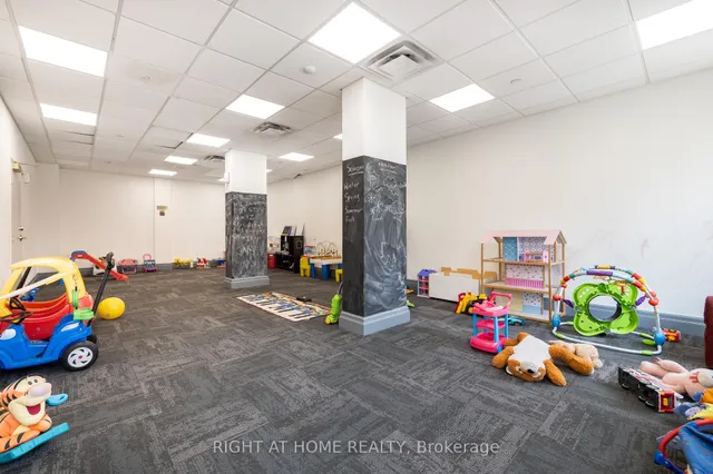 Additional image 46 of 1 Lee Centre Dr Unit 613