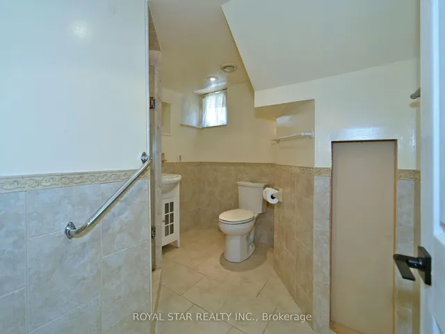 Additional image 41 of 25 Diana Dr