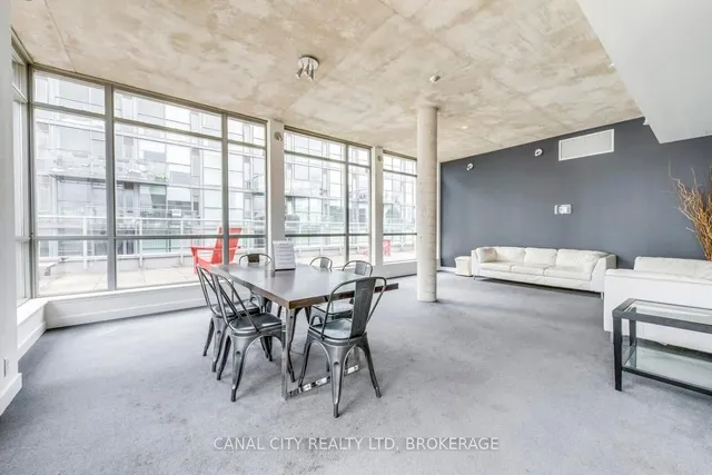 Additional image 24 of 36 CHARLOTTE St Unit 201