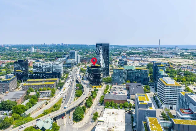 21 Lawren Harris Sq Unit 1213