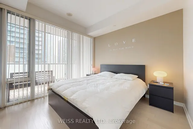 Additional image 15 of 101 Peter St Unit 1408