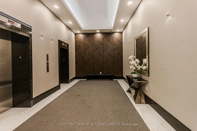 Additional image 23 of 21 Balmuto St Unit 1204