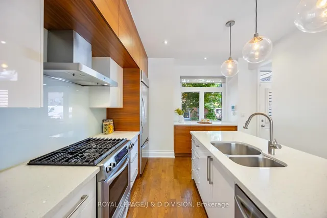 Additional image 7 of 33 Clark St