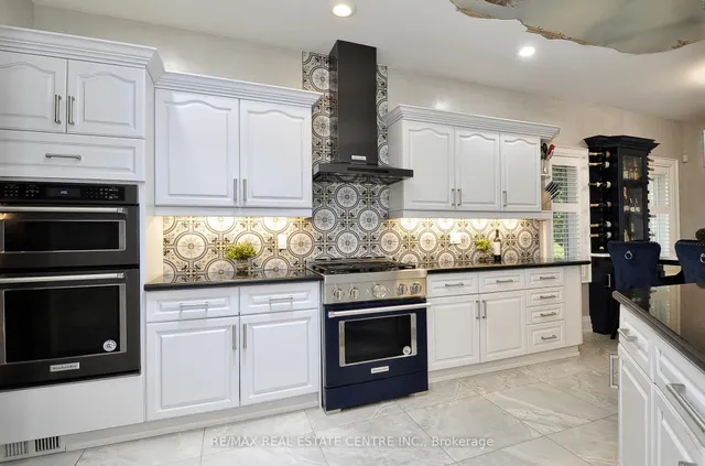 Additional image 5 of 27 Woodmans Crt