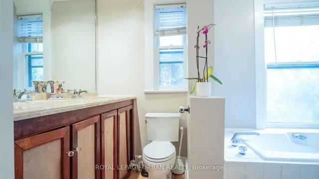 Additional image 20 of 64 Brooklyn Ave