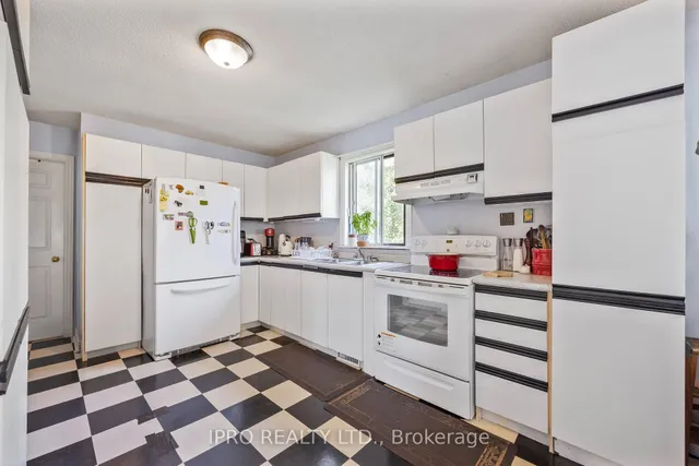 Additional image 15 of 1 Northcrest Rd