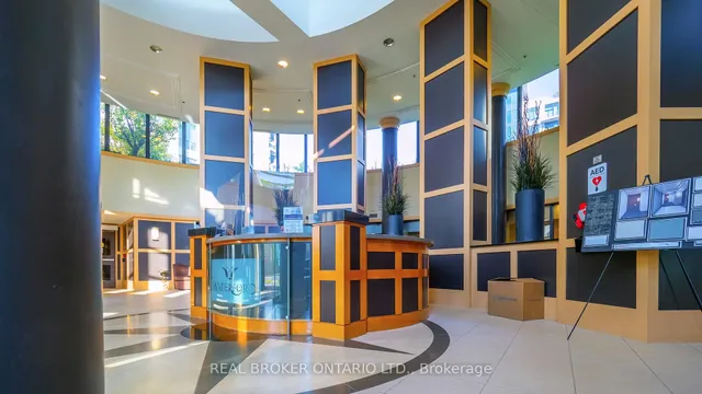 Additional image 38 of 2087 Lake Shore Blvd Unit PH7