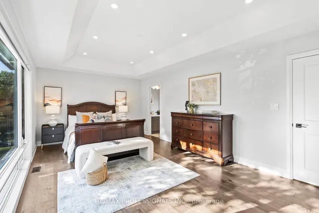 Additional image 28 of 11 Odessa Ave