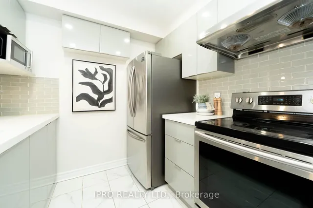 Additional image 5 of 1883 McNicoll Ave Unit 611