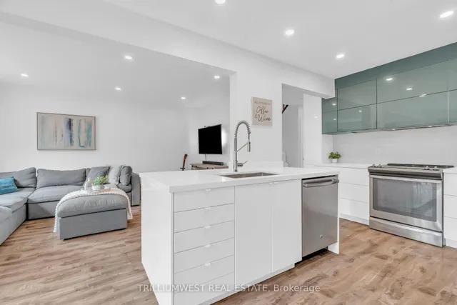 Additional image 12 of 30 Bryan Crt Unit 24