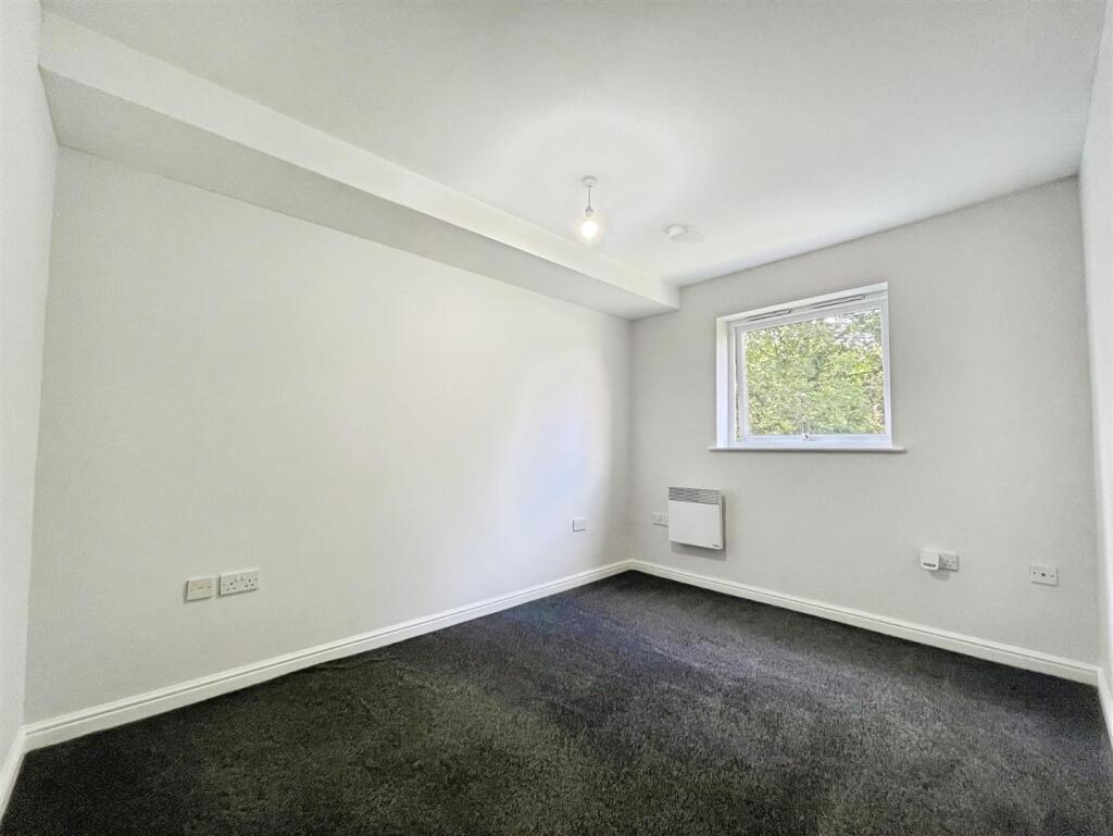 Additional image 3 of Sovereign Court, Bradford, BD2 2DB