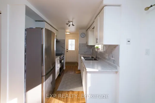 Additional image 10 of 430 Bankside Cres