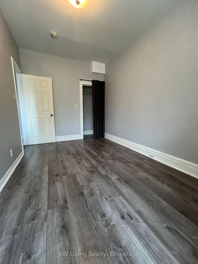 Additional image 3 of 36 Nassau St