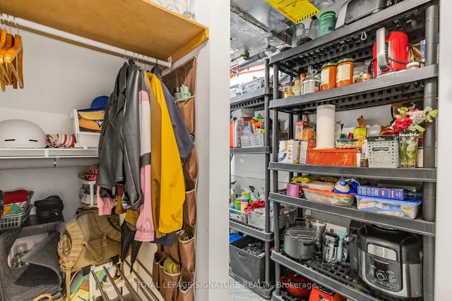 Additional image 11 of 46 Western Battery Rd Unit 812