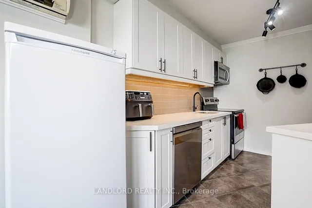 Additional image 25 of 335 Mill Rd Unit 1606