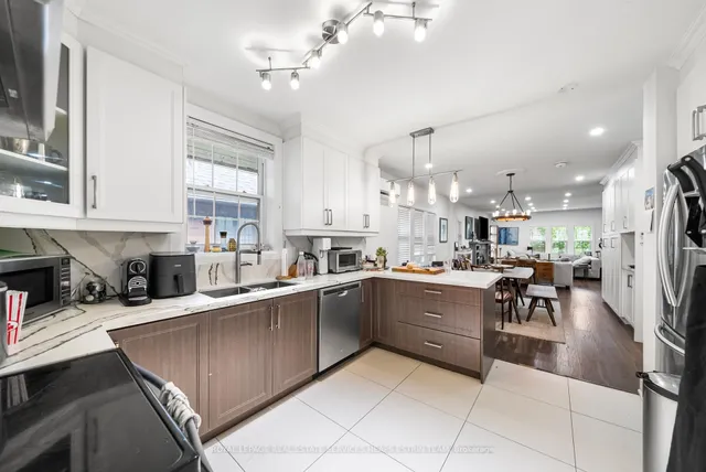 Additional image 10 of 38 Whitehall Rd