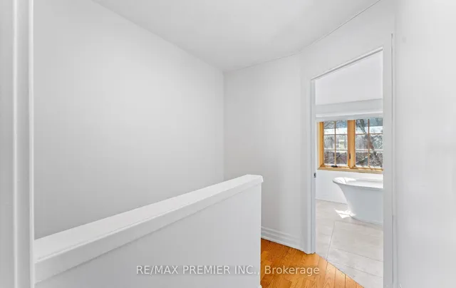 Additional image 29 of 211 Mutual St