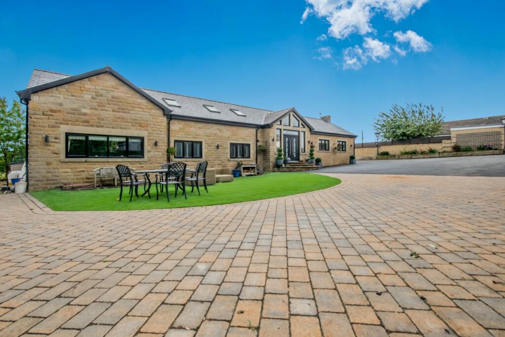 Additional image 30 of Latham Lane, Gomersal, Cleckheaton, West Yorkshire, BD19