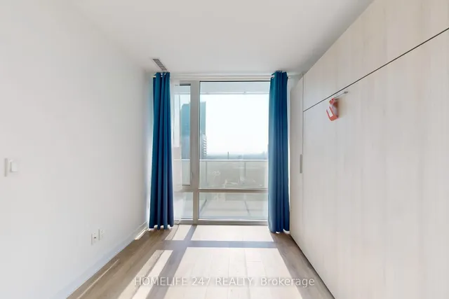 Additional image 30 of 501 Yonge St Unit 2701