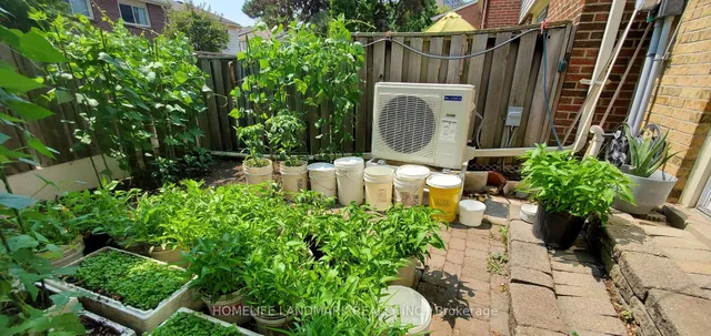 Additional image 19 of 91 L'Amoreaux Dr Unit 102