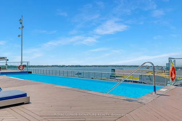 Additional image 33 of 15 Merchants' Wharf Unit 942