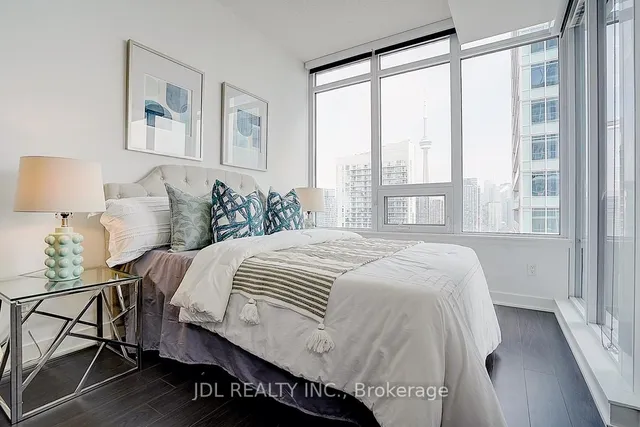 Additional image 27 of 19 Bathurst St Unit 3709