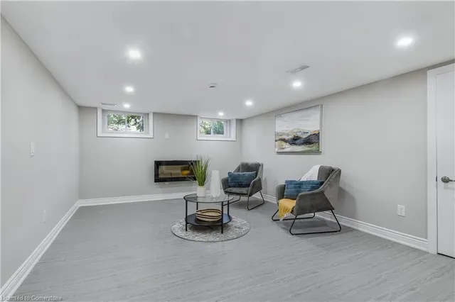 Additional image 32 of 259 Greenfield Ave