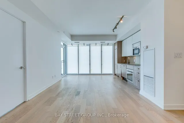 Additional image 21 of 17 Dundonald St Unit 1601