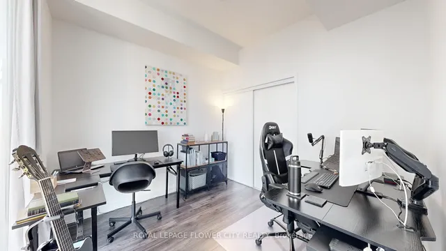 Additional image 20 of 33 Helendale Ave Unit 1101