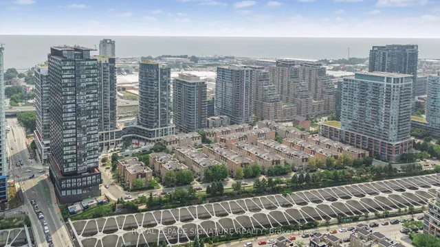 Additional image 27 of 46 Western Battery Rd Unit 812