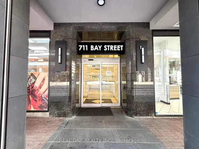 Additional image 3 of 711 Bay St Unit 1012