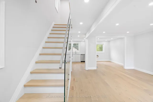 Additional image 3 of 918 Eglinton Ave