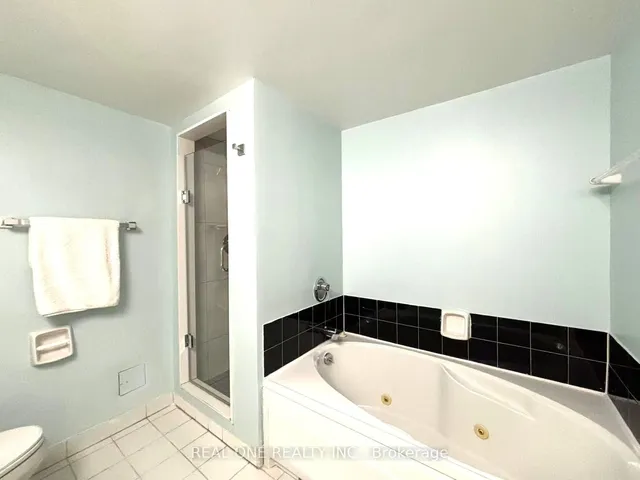 Additional image 29 of 711 Bay St Unit 1012