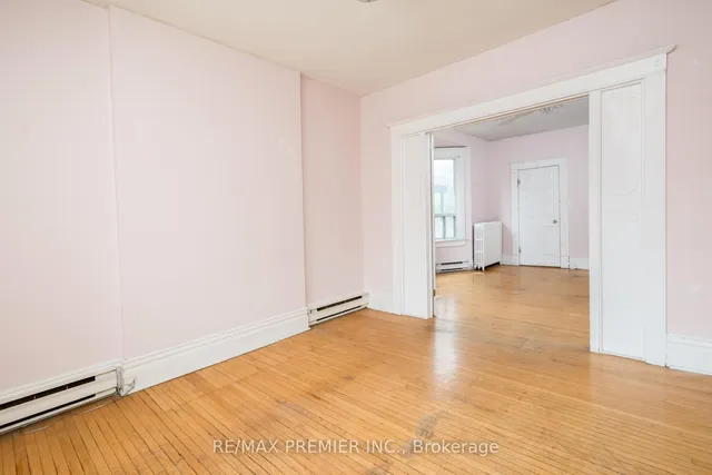 Additional image 3 of 300 Keele St