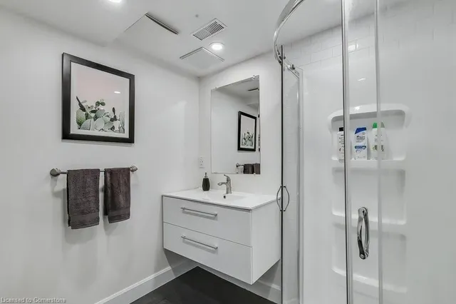 Additional image 21 of 120 Devonglen Dr