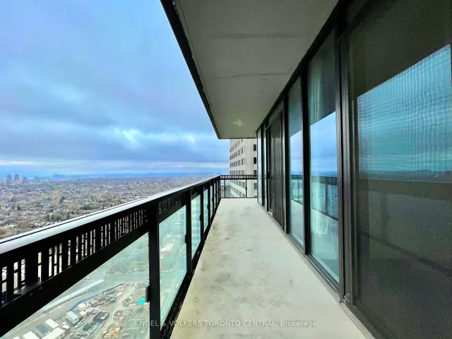 Additional image 17 of 8 Eglinton Ave Unit 3002