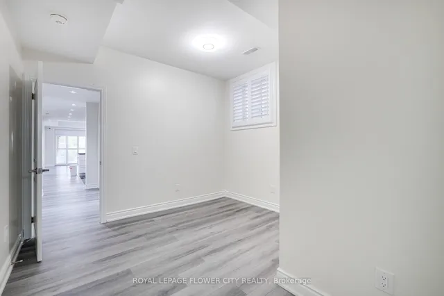 Additional image 28 of 588 Beckview Cres