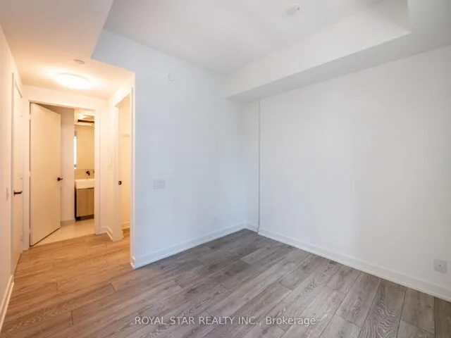 Additional image 18 of 108 Peter St Unit 1007