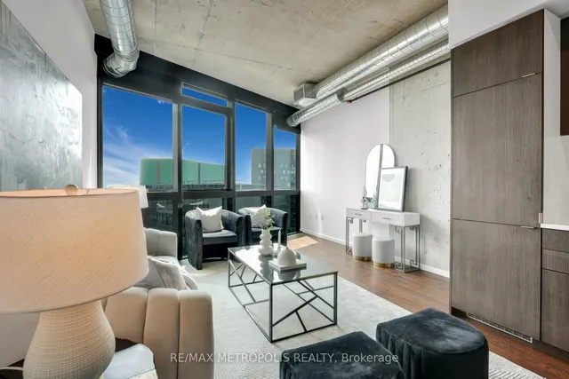 Additional image 12 of 21 Lawren Harris Sq Unit 1213