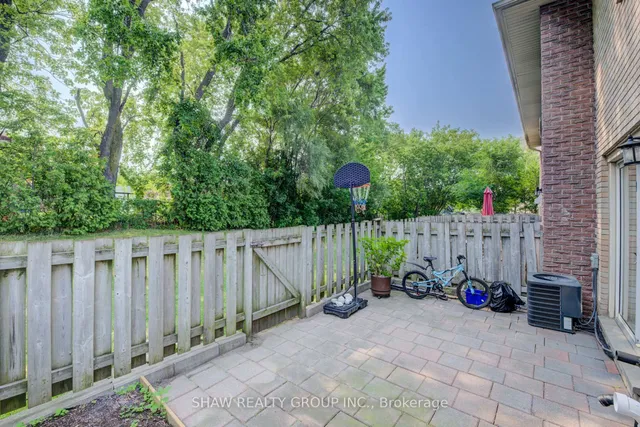 Additional image 32 of 293 Fairway Rd Unit 36