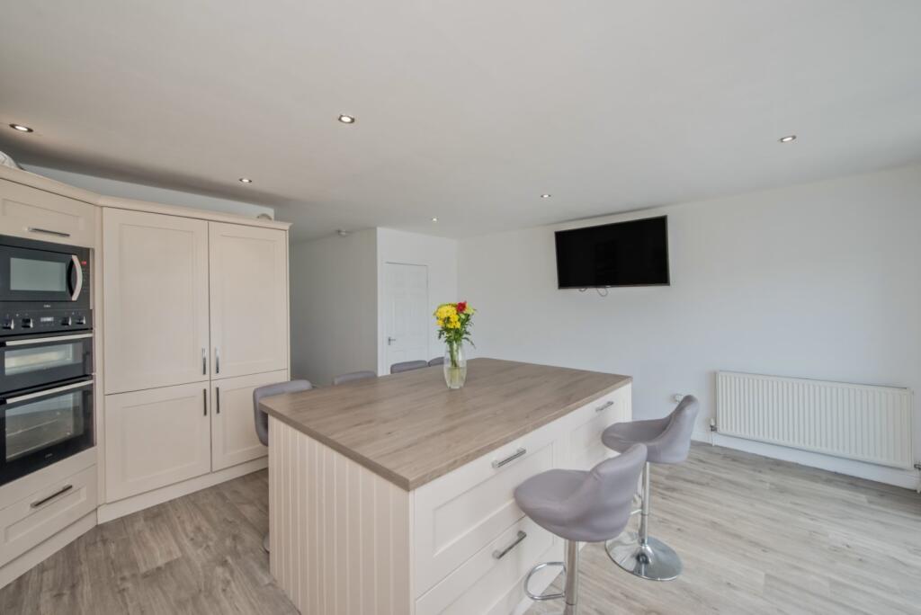 Additional image 9 of Leeds Road, Shipley, West Yorkshire, BD18
