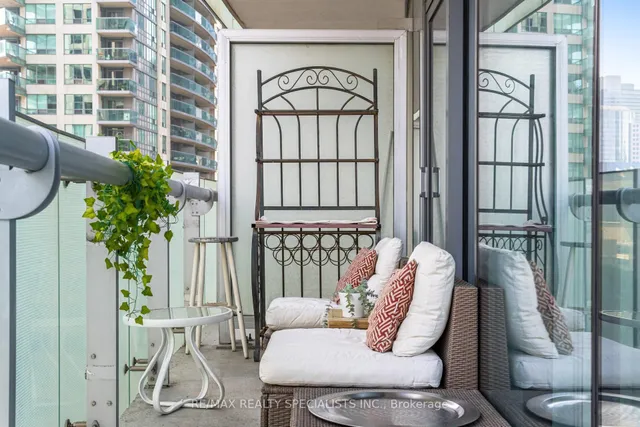 Additional image 28 of 12 York St Unit 804