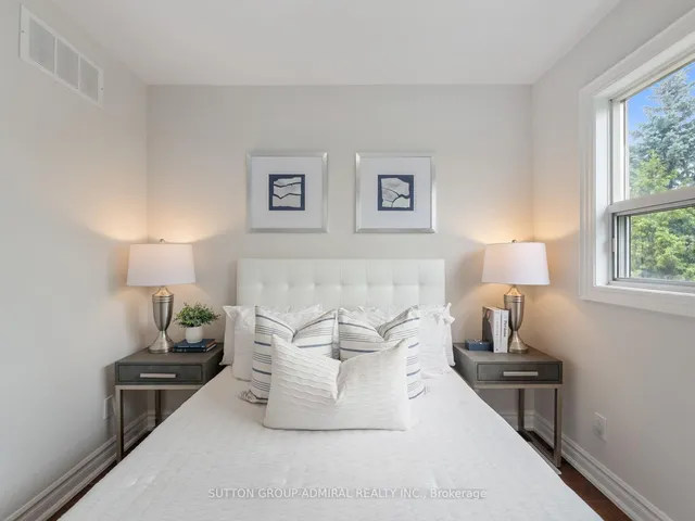 Additional image 28 of 398 Crawford St