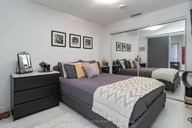 Additional image 14 of 2212 Lake Shore Blvd Unit 811