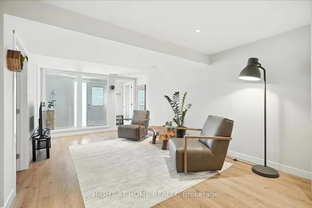 Additional image 29 of 142 Sloane Ave