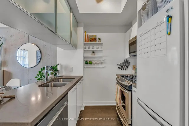 Additional image 6 of 1201 Dundas St Unit 706